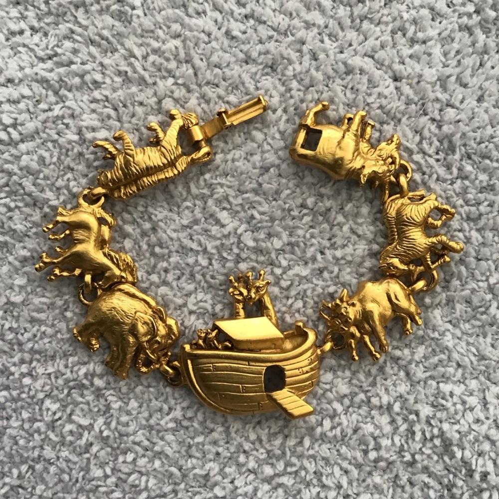 Noahs Ark Gold-Tone Animal Charm Bracelet